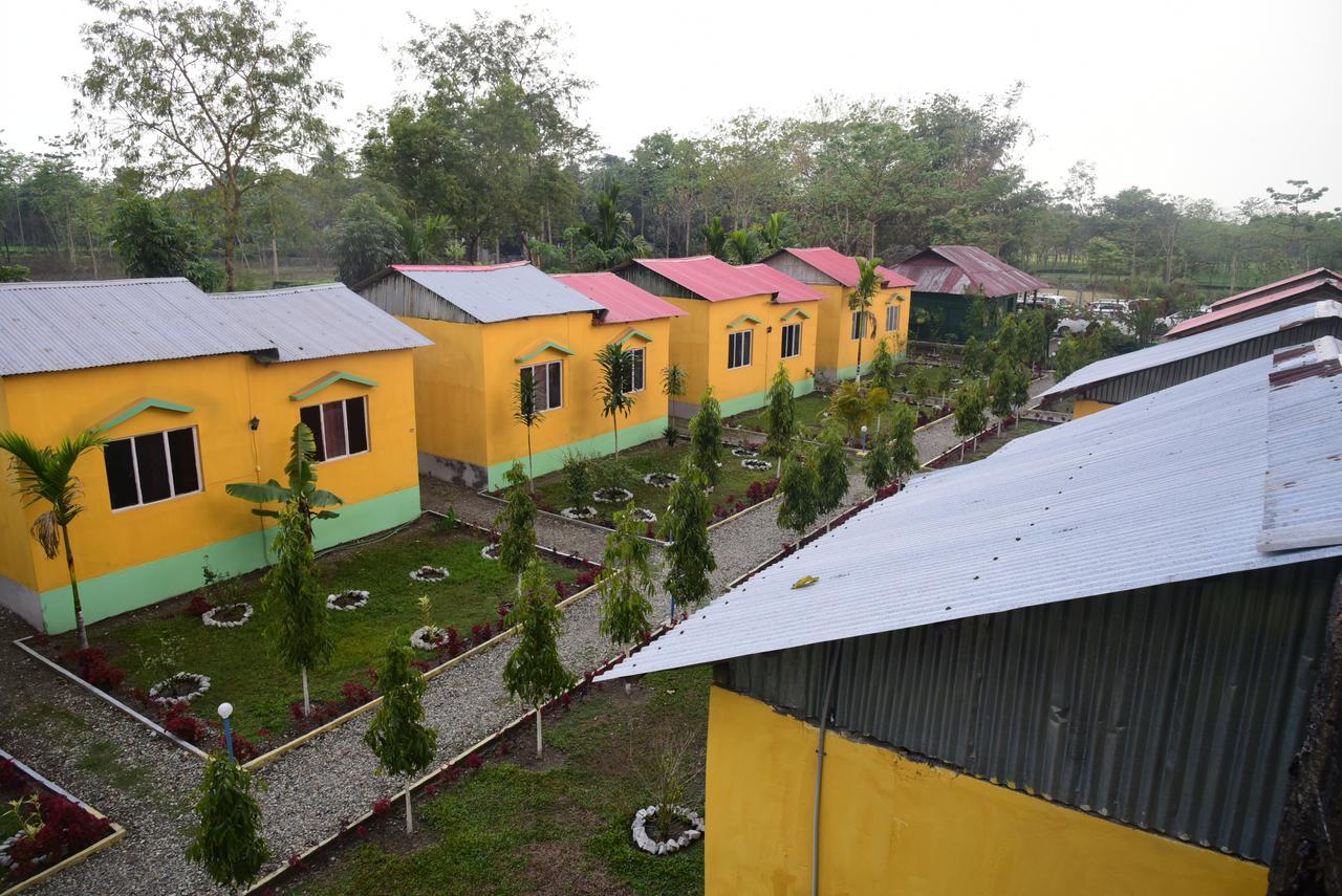 The Mystic Forest - A Tea Garden Resort At Dooars Madari Hat Buitenkant foto