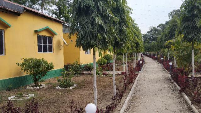 The Mystic Forest - A Tea Garden Resort At Dooars Madari Hat Buitenkant foto